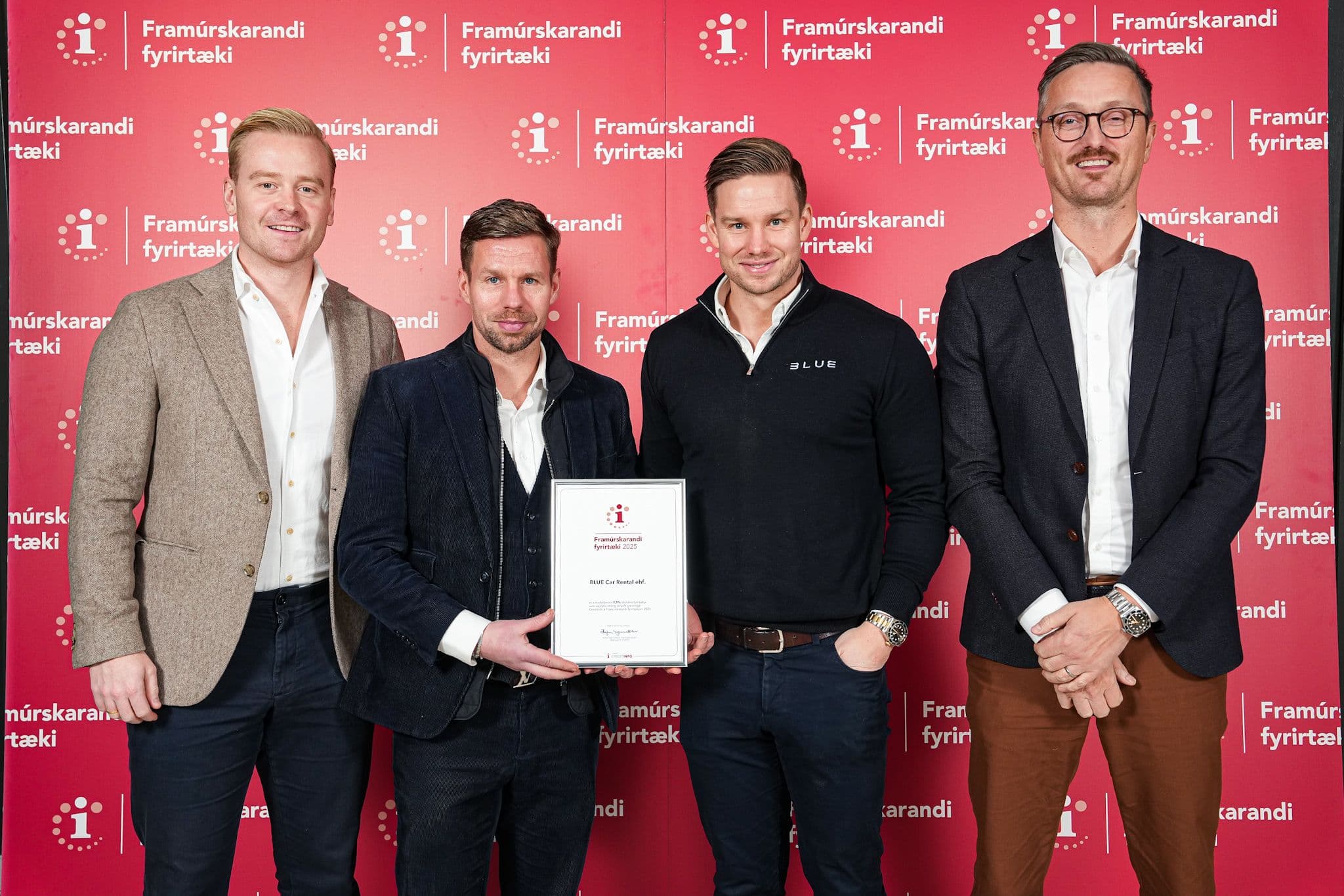 Blue Car Rental framúrskarandi fyrirtæki Creditinfo 2025